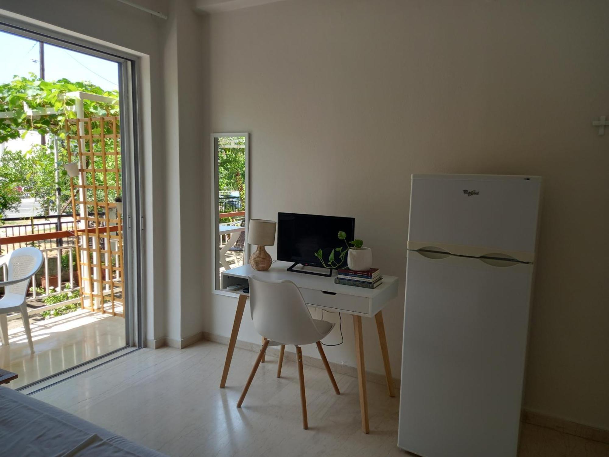 Ναrika Hotel Kamena Vourla Luaran gambar