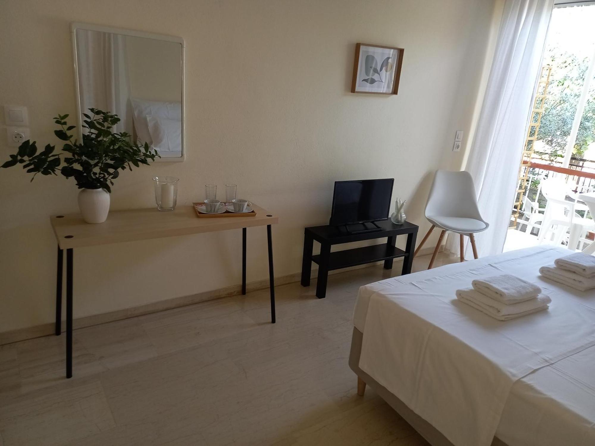 Ναrika Hotel Kamena Vourla Luaran gambar